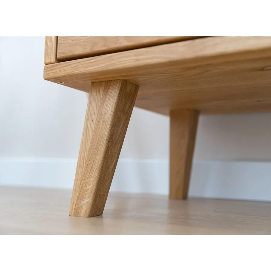 Armoire chêne massif ave pieds en bois collection OSLO